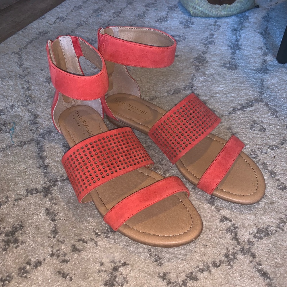 Isaac Mizrahi Coral Sandals